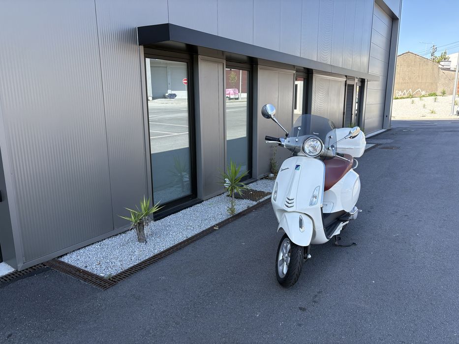Vespa Primavera 50 2T   ( Para carta AM ou de Ciclomotor )