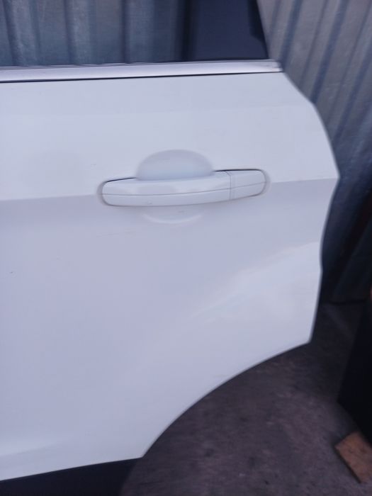 Drzwi lewy tył Ford Kuga MK2 kolor 5D