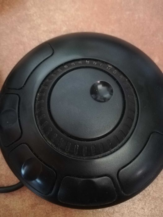 Contour Multimedia Controller Xpress - rato multifuncional, preto