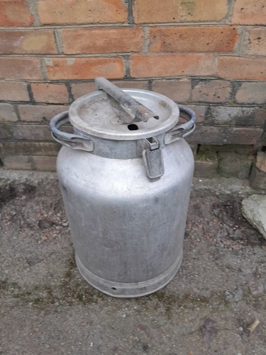 Продам каструлі битони казани