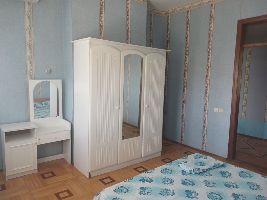 Здам дім з басейном. Санжійка.
