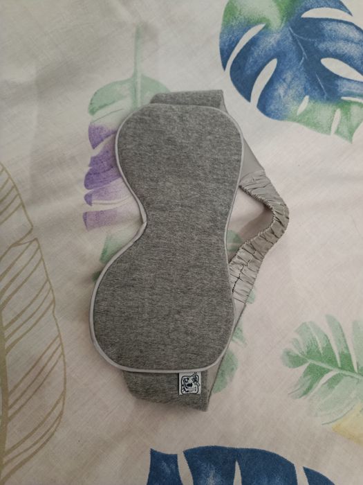 Маска для сна на глаза из серого кашемира и шелка