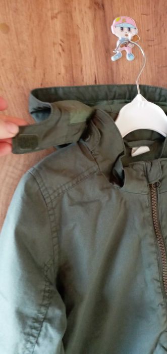 Вітровка, парка Н&М