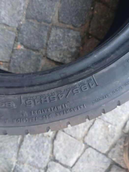 4 pneus 195 45 r16 Goodyear