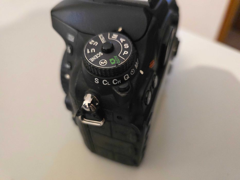 Nikon D7100 + Nikon AFS DX 18-55mm F/3.5-5.6G