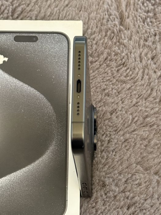 Apple iphone 15 Pro Max 256 Black