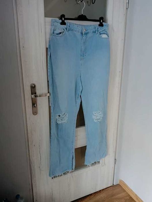 Spodnie jeansowe Boohoo