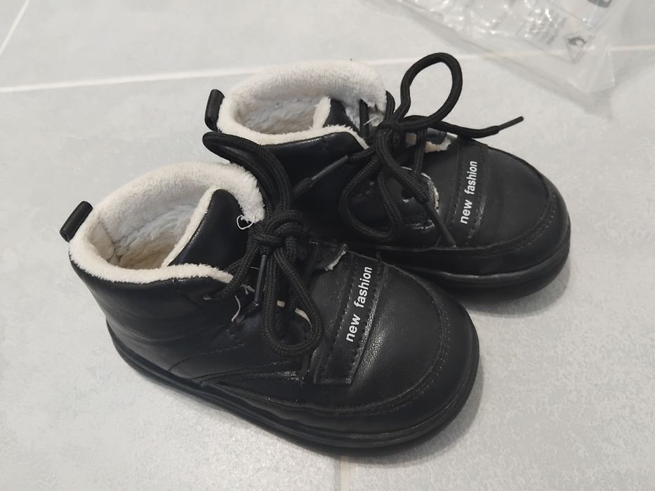 Чобітки для хлопчика 15,5 см 25р