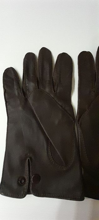 Luvas em pele genuína