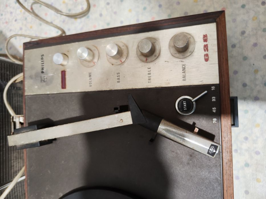 Gira-discos mala com coluna da marca Philips