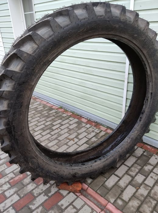 Продаж шин 11.2-48 270/95-48 STARMAXX