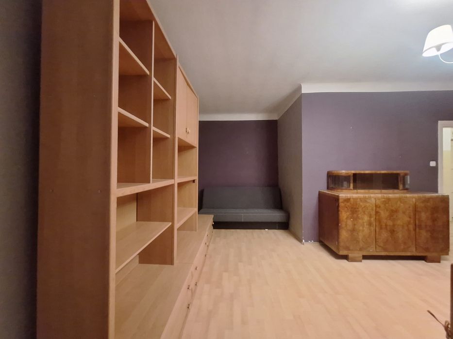 Kamionek ul. Stanisławowska, kawalerka 38m2, oddzielna widna kuchnia