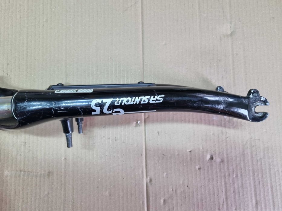 SR Suntour E25, 50mm, 28