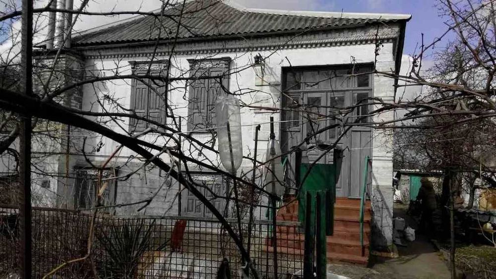 просторный дом с приватизированным участком