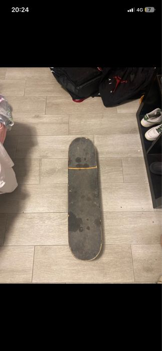 Skate profissional usado