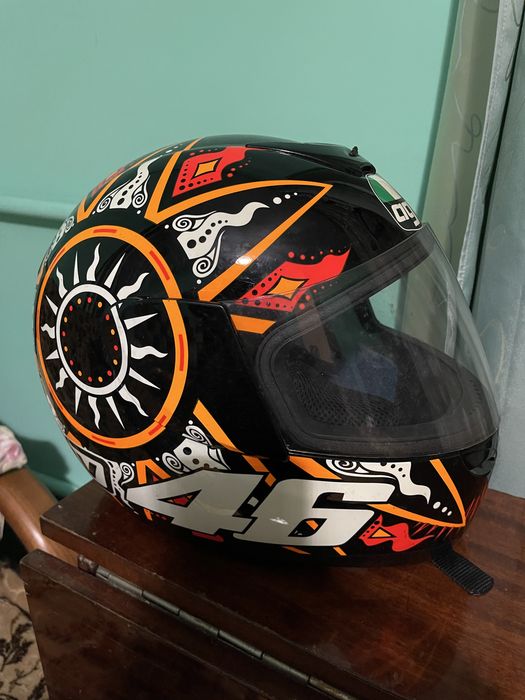 Шолом, мотошолом agv