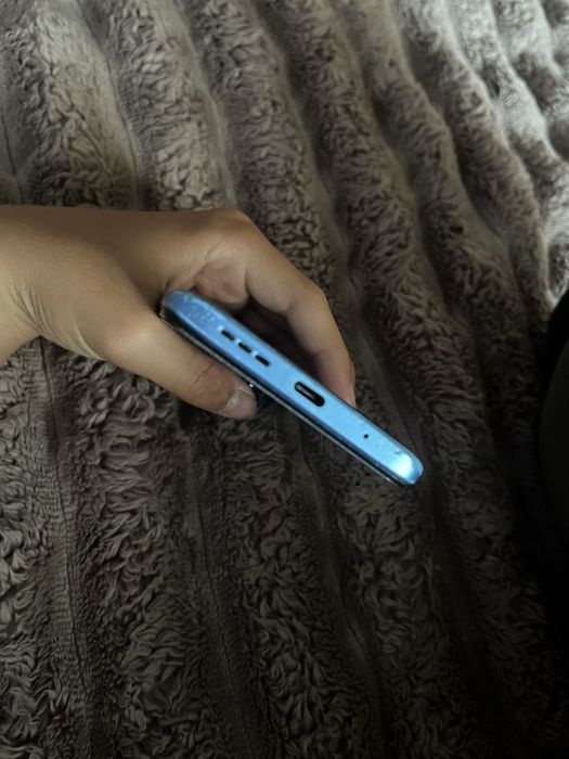 Телефон Redmi 10