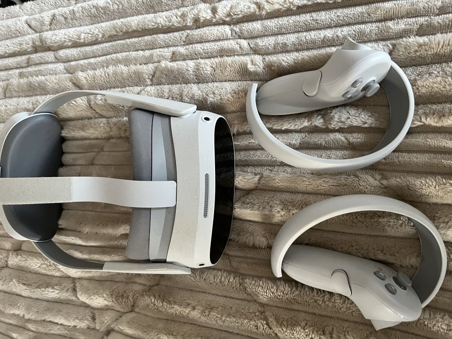 Pico 4 – VR Headset in Excellent Condition, Lightly Used64354197223425121