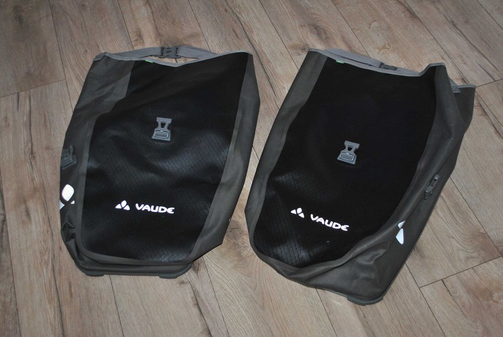 Para Sakw rowerowych na bagażnik VAUDE Aqua Back Single 24 l