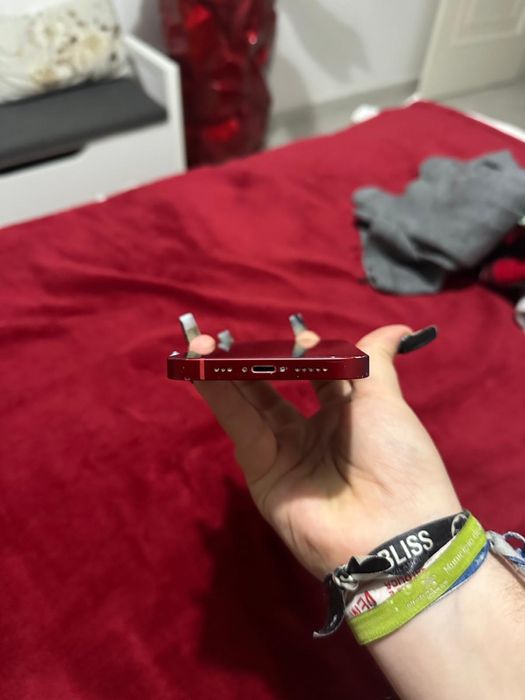IPhone 13 vermelho
