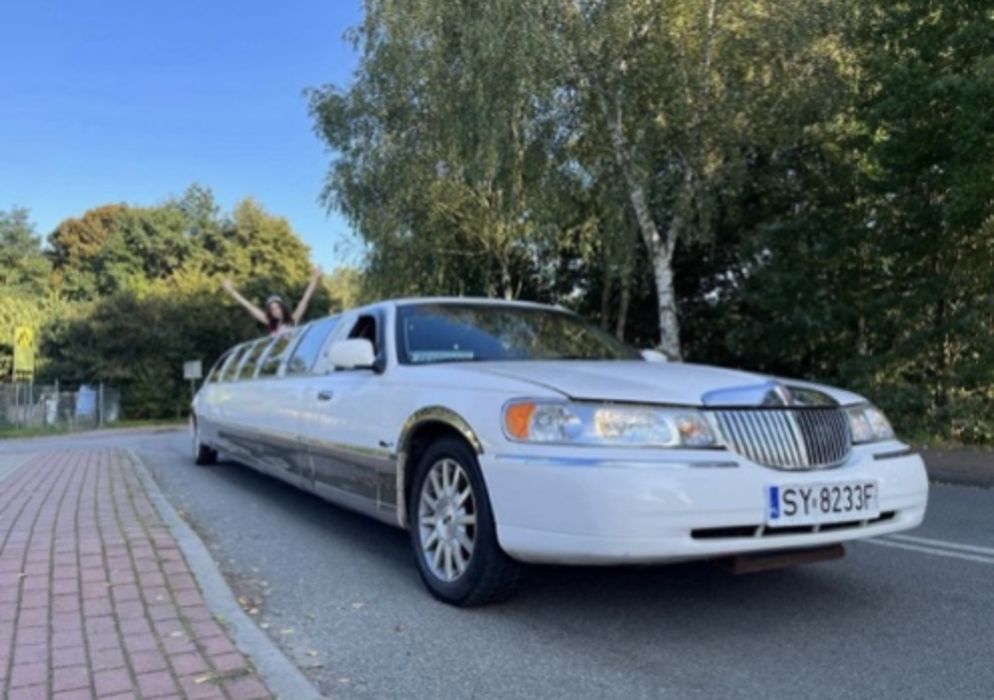 Wynajem Limuzyny na Studniowke 2025/2026 Panienkie , Kawalarskie