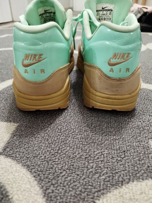 Nike Air Max 1 VT QS Arctic Green Vachetta
Arctic Green Vachetta
Arcti