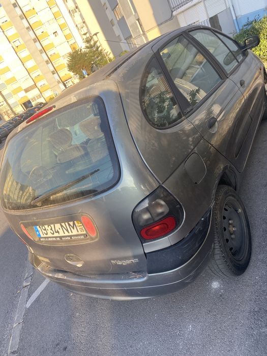 renault scenic 1.4