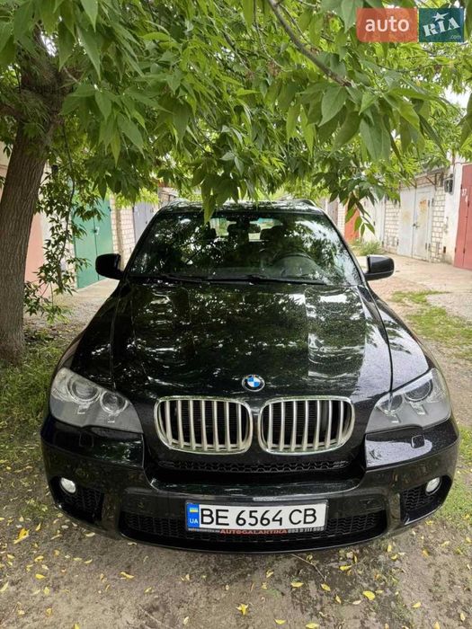 BMW X5 2012
E70 (FL)