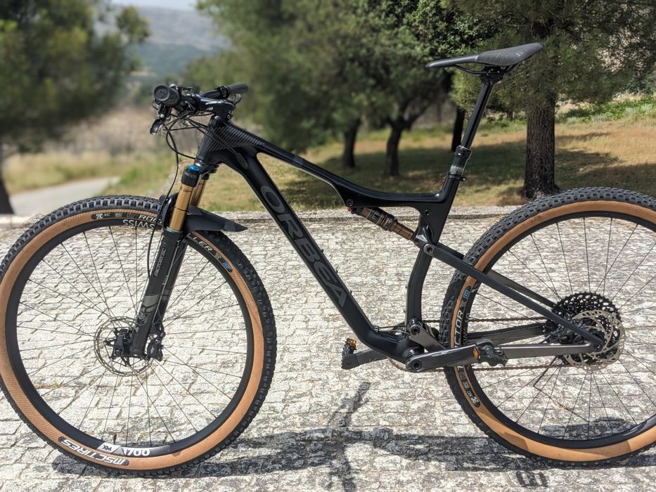 2023 Orbea Oiz M10 Fox Kashima 29" Boost