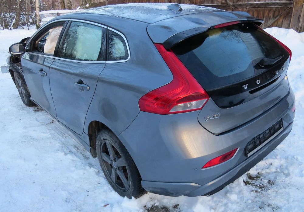VOLVO V40 II 2.0 D4 D4204T14 LAKIER 714-16 NA CZĘŚCI