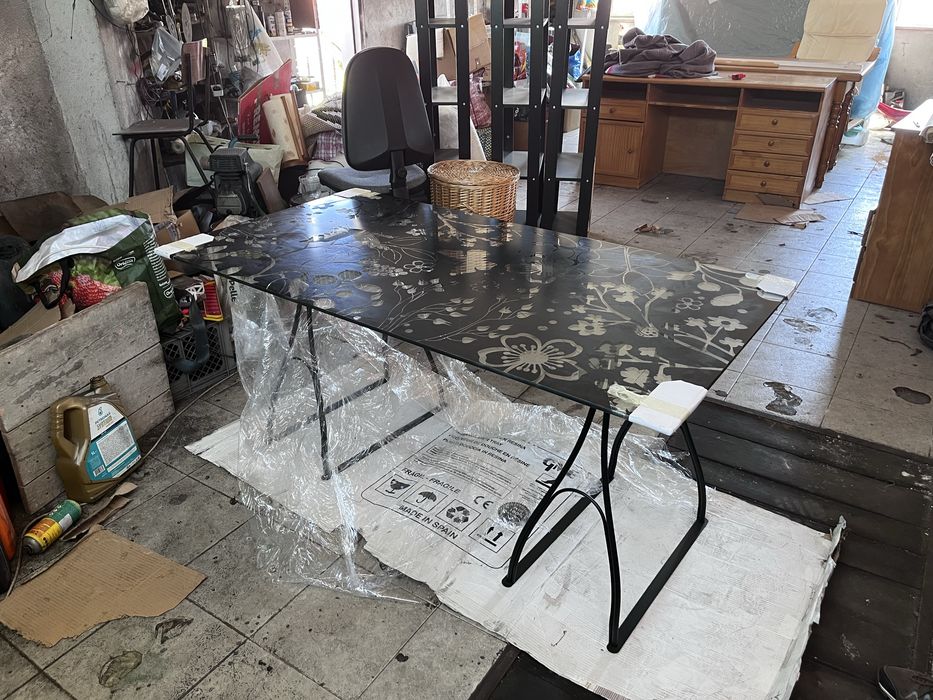 Mesa Vidro com Relevo