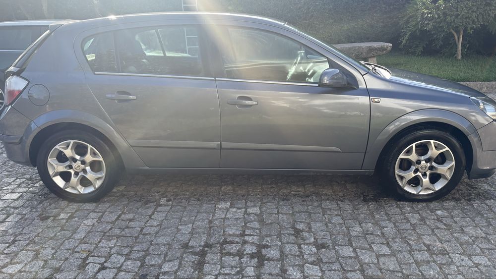 O Opel Astra H 1.7 CDTI 100cv — photo 2