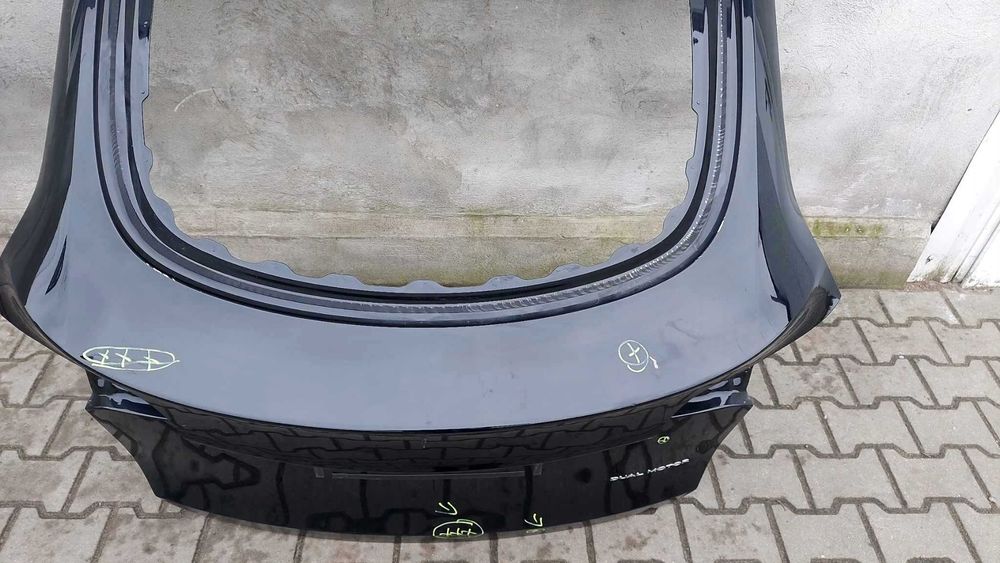 Tesla Model Y кришка багажника ляда - рест дорест