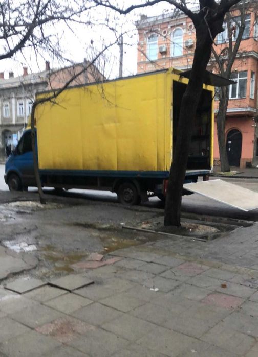 Вантажоперевезення Одеса бус вантажне таксі перевозка переезды микроавтобус грузчики