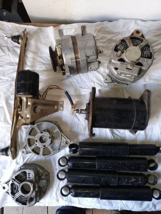 Разные запчасти на Газ Волга 21, 24. Москвич