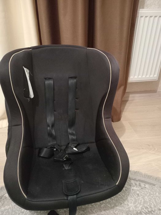 Автокрісло 0 -18 кг
