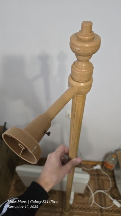 Продам карниз пластик