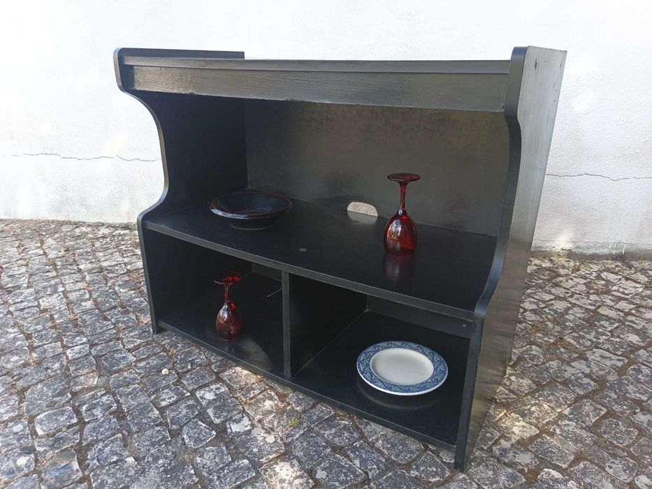 Móvel preto 70x82x40cm