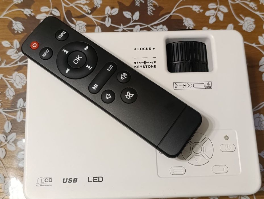 Проектор purshe HI-01 Bluetooth