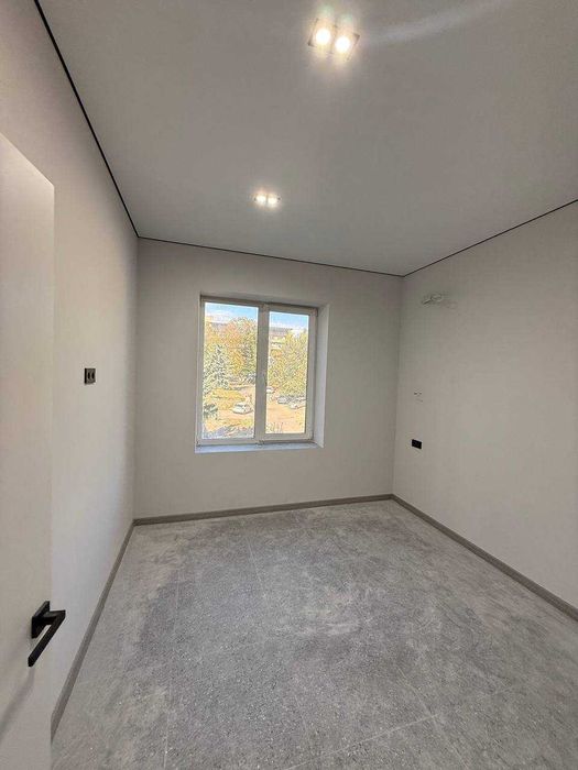 Оренда 2к приміщення  з ремонтом р-н лікарні Мечникова