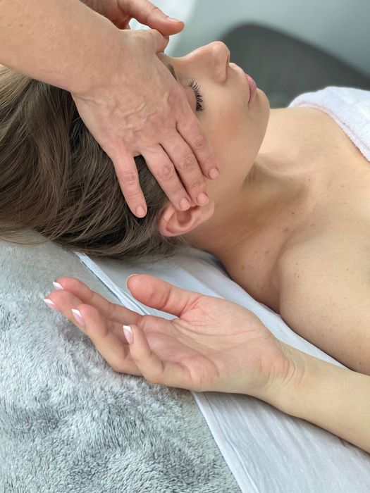 Профессиональный массаж. 650 грн. Позняки