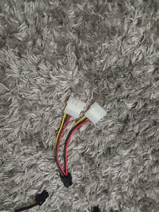 Zasilacz komputerowy 320w +4kable