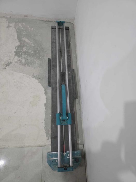 Maquina de cortar tijoleira