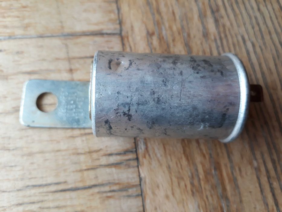 Przerywacz kierunkowskazów S.R.S.E. PU-12V (do Ursusów i ..)