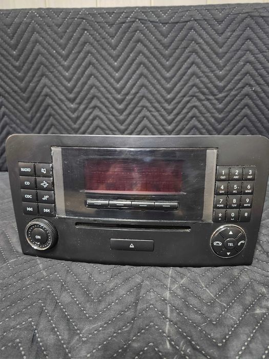 Auto radio original mercedes 320 ml