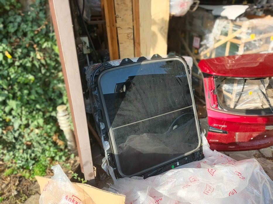 люк панорама  CHEVROLET Equinox Ev