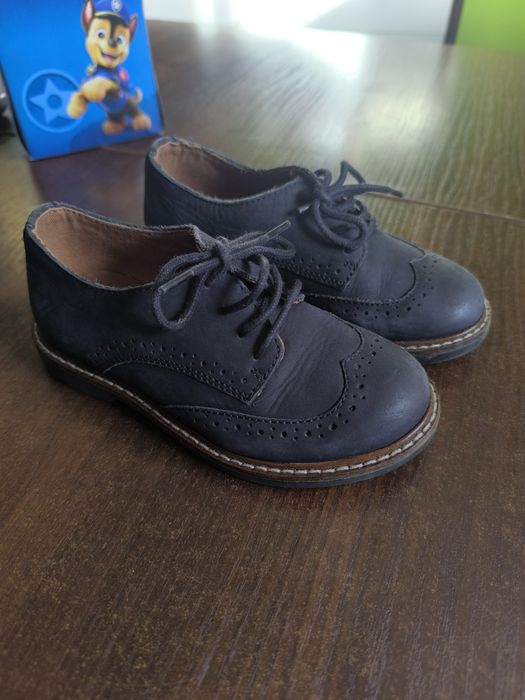 Eleganckie buty Zara chłopięce
