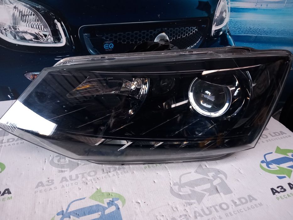 Ótica esquerda Skoda Fabia 3
