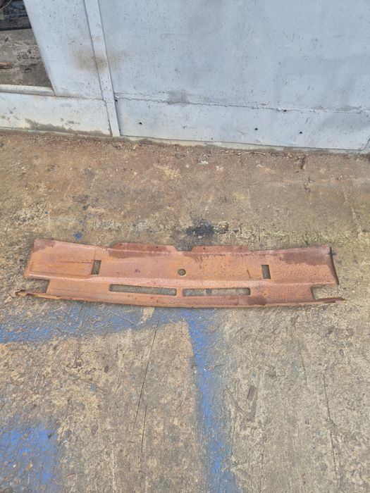 2 крила і передня панель ваз 2101