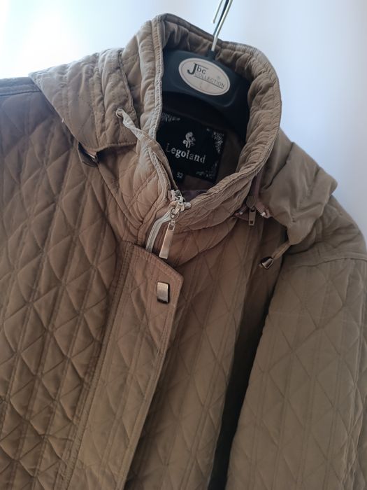 Стьобана куртка з капюшоном р 54 . Нова!